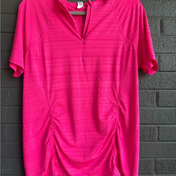 Athleta Tops - Athleta Vibrant Pink Short Sleeve Tee